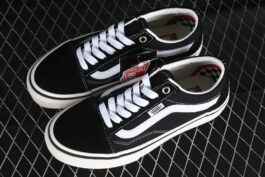 Vans Old Skool Black and White Low-top Casual Retro Skateboard Shoes VN0A5KRXBA2