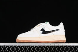 AQ4211-101-TRAVIS SCOTT X AIR FORCE 1 TS SAIL/GUM LIGHT BROWN/SAIL-UNISEX:36-45