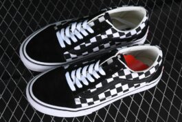 Vans Old Skool Vans official black and white checkerboard low-top casual sneakers VN0A0009QCPA2