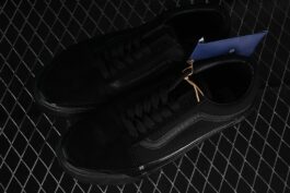 Vans Old Skool High-end Branch Black Warrior Suede Casual Retro Skateboard Shoes VN000CXTBKA
