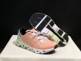 On Cloudflyer 4 Comfortable Lightweight Shock Absorption and Wear Resistant Running Shoes Size 36-45