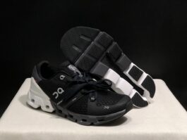 On Cloudflyer 4 Comfortable Lightweight Shock Absorption and Wear Resistant Running Shoes Size 36-45