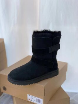 UGG sheep fur integrated snow boots 7074 pairs of magic card casual women's high top boots black stock size 36-40