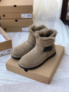 UGG sheep fur integrated snow boots 7073 antelope brown magic card short version in stock size 35-40