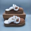 UGG sheepskin fur integrated snow boots 1208 chestnut thick bottom curly fur large LOGO casual fur slippers in stock 35-40 sizes