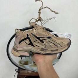 Balenciaga Runner 7.0
