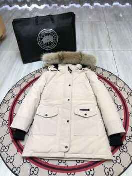 Canada Goose E07-Trillium Womenstyle Down Jacket SIZE  XS-XL