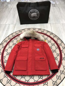 Canada Goose White Down Jacket - Stay Chic in the Snow E08-Expedition KID SIZE height 110-150cm