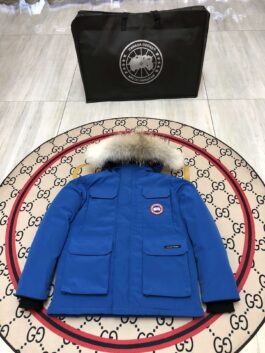 Canada Goose Down Jacket for Kids - Warmth for Little Explorers E08-Expedition KID SIZE height 110-150cm