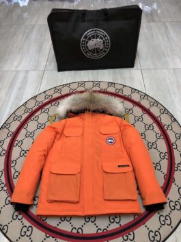 Canada Goose Waterproof Down Jacket - Stay Dry and Cozy E08-Expedition KID SIZE height 110-150cm