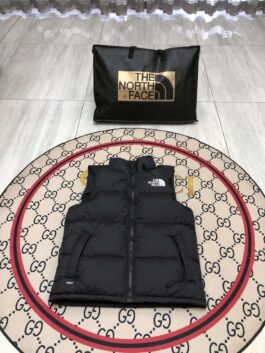 The North Face Men's Down Vest Outdoor Warm Waterproof