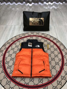 The North Face Men's Down Vest Outdoor Warm Waterproof