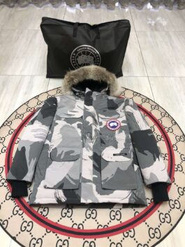 Explore Canada Goose Down Jackets - Perfect for Outdoor Adventures E08-Expedition
