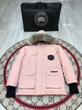 Canada Goose Expedition Down Jacket - Engineered for Arctic Conditions E08-Expedition